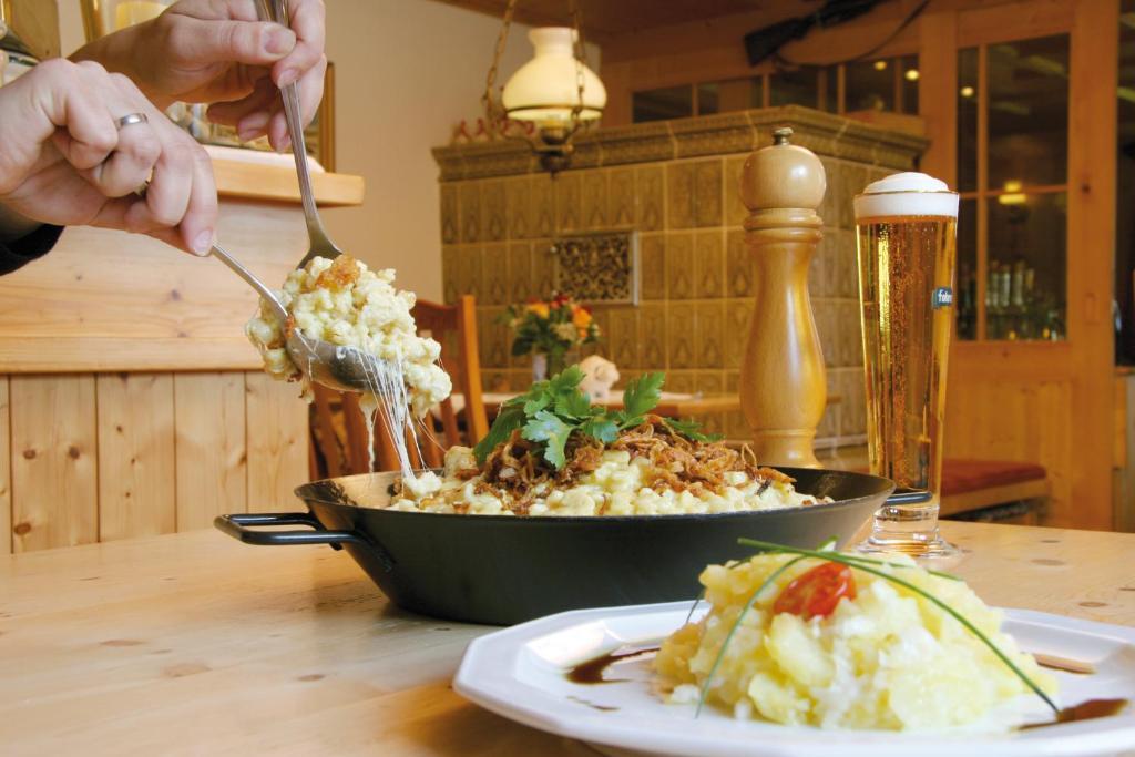 בורסרברג Hotel Gasthaus Schaefle מראה חיצוני תמונה