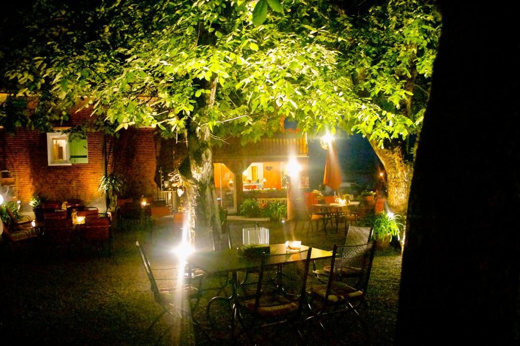 בורסרברג Hotel Gasthaus Schaefle מראה חיצוני תמונה